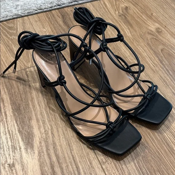 A new day Elegant Black Strappy Women's Heels - 11 - Picture 2 of 6